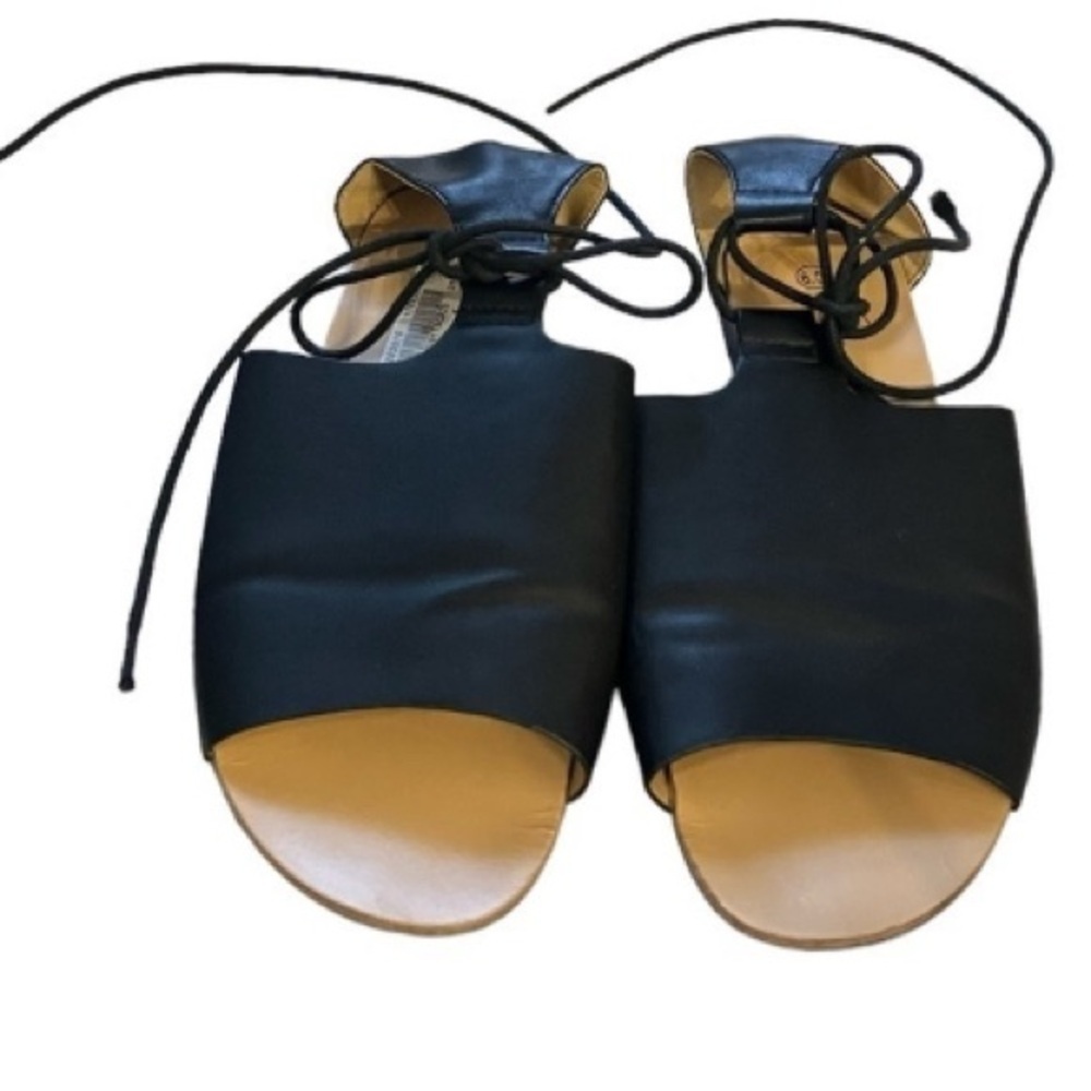 Hearts Collection Black Faux Leather Open Toe Cleopatra Sandals Size 6.5